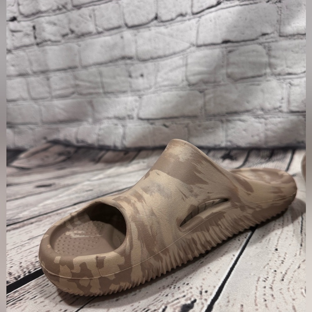 Crocs Women's Brown Mellow Marbled Slide - Picture 6 of 7